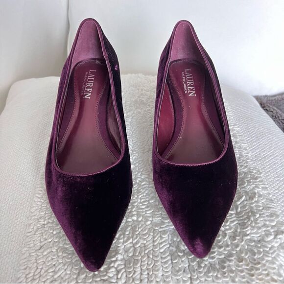 LAUREN RALPH LAUREN Abbot 2 Women's  Burgundy Velvet Mid-Heel Shoes Size 6.5B - Picture 5 of 6